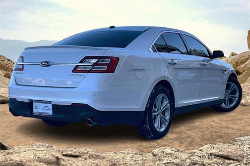 2015 Ford Taurus Limited