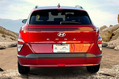2025 Hyundai KONA EV SEL