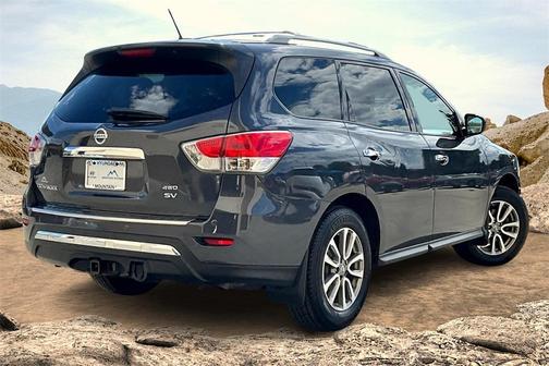 2014 Nissan Pathfinder SV