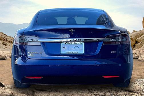 2018 Tesla Model S 75D