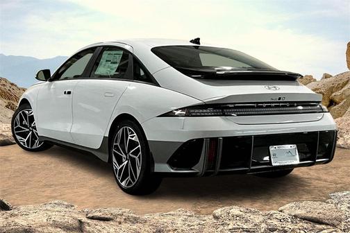 2025 Hyundai IONIQ 6 SEL