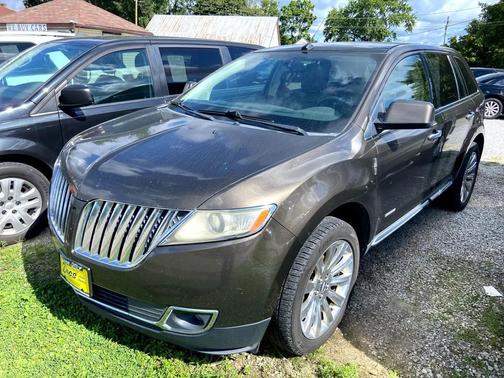 2011 Lincoln MKX Base