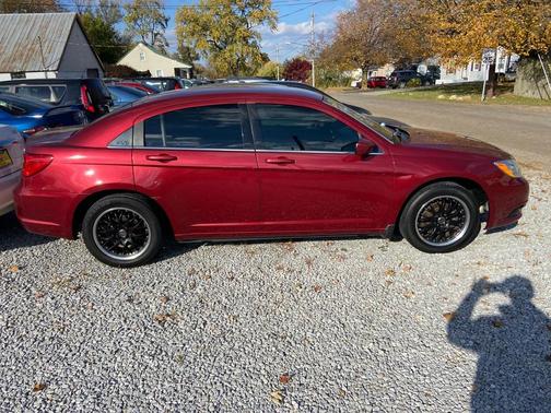 2011 Chrysler 200 Touring