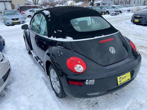 2010 Volkswagen New Beetle 2.5L
