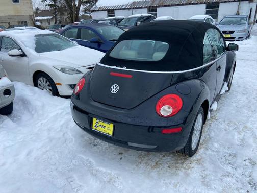 2010 Volkswagen New Beetle 2.5L