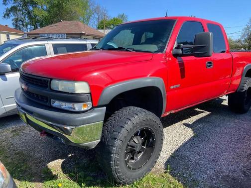 Victory Red 2002 Chevrolet Silverado 1500 LT Extended Cab