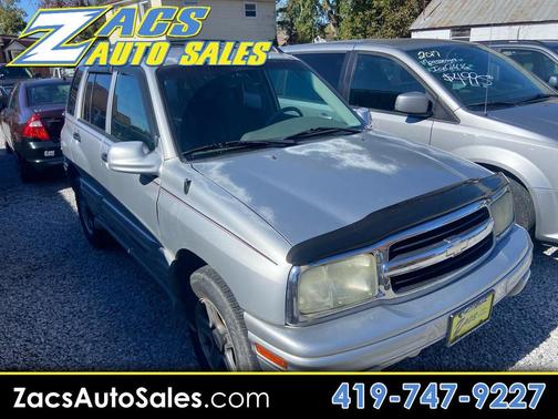 2002 Chevrolet Tracker Hard Top LT
