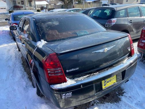 2006 Chrysler 300C Base