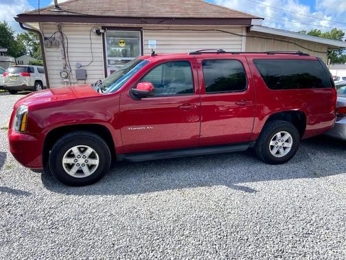 2013 GMC Yukon XL 1500 SLE