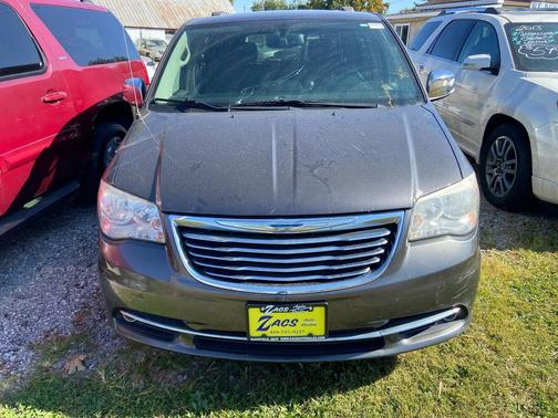 2014 Chrysler Town & Country Touring-L