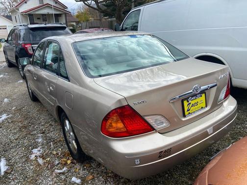 2002 Toyota Avalon XL
