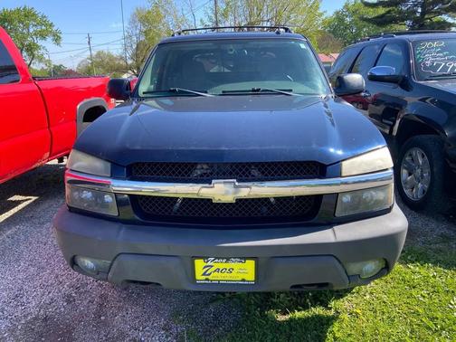 Blue 2005 Chevrolet Avalanche 1500 Z66