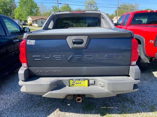Blue 2005 Chevrolet Avalanche 1500 Z66