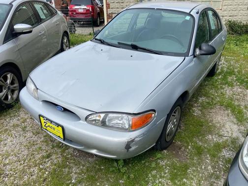 Silver Frost Clearcoat Metallic 1997 Ford Escort LX
