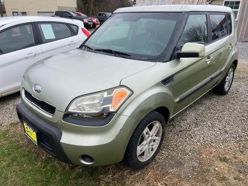 2011 Kia Soul +