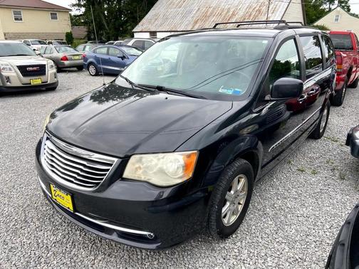 2012 Chrysler Town & Country Touring
