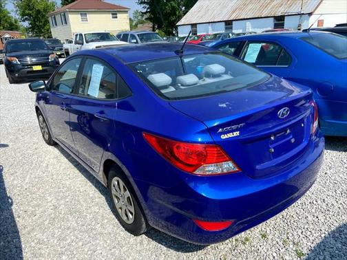 2013 Hyundai Accent GLS