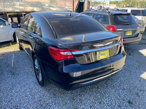 2012 Chrysler 200 Limited