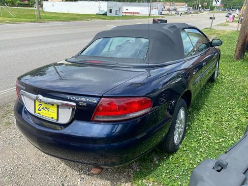 Blue 2004 Chrysler Sebring Base