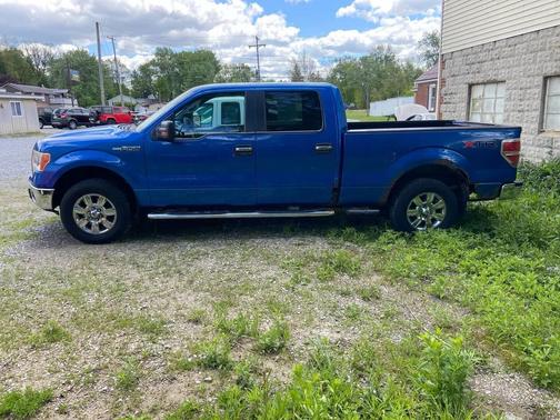 Blue 2011 Ford F-150 XLT