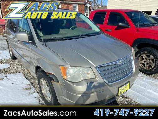2009 Chrysler Town & Country Touring