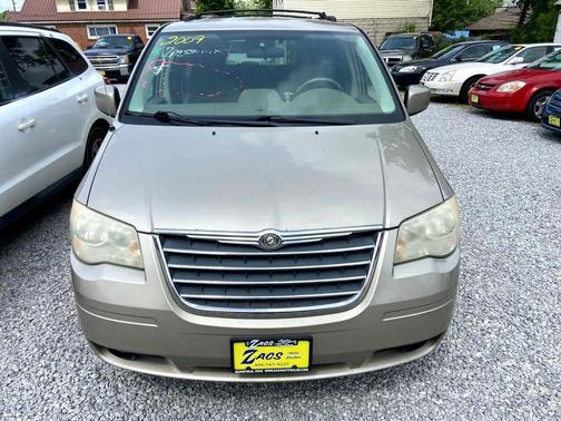 2009 Chrysler Town & Country Touring