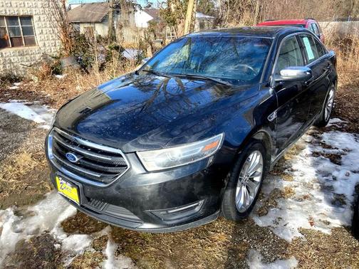 2015 Ford Taurus Limited