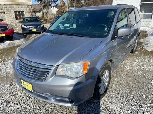 2014 Chrysler Town & Country Touring