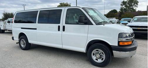 2008 Chevrolet Express 3500 LS Extended Wagon