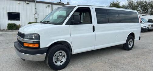 2008 Chevrolet Express 3500 LS Extended Wagon
