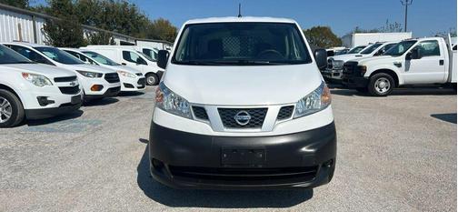 2015 Nissan NV200 S Van 4D
