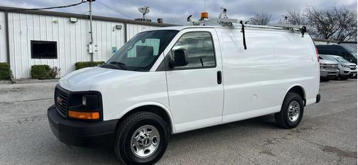 2007 GMC Savana 2500 Base