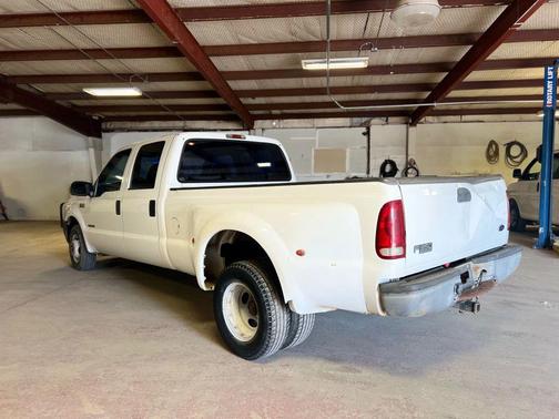 2001 Ford F-350 Short Bed