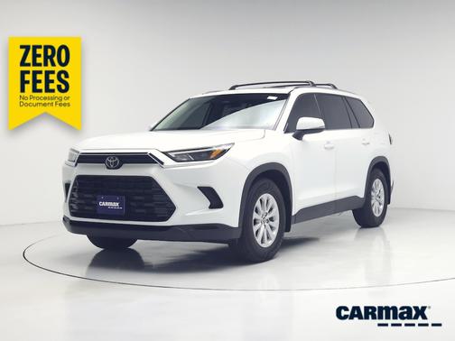 White 2025 Toyota Grand Highlander Hybrid XLE