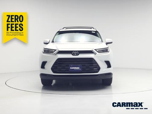 White 2025 Toyota Grand Highlander Hybrid XLE