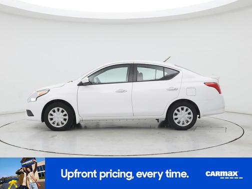 2017 Nissan Versa SV