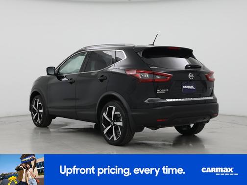 Black 2022 Nissan Rogue Sport SL