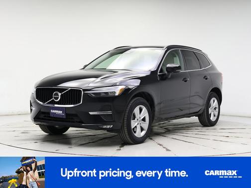 2022 Volvo XC60 B5 Momentum