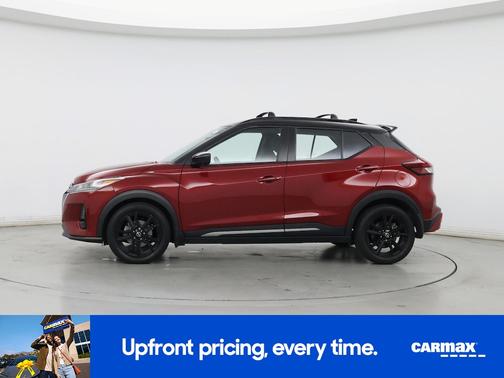 2022 Nissan Kicks SR