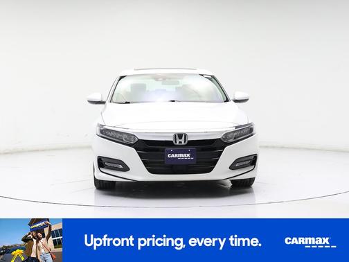 White 2018 Honda Accord EX