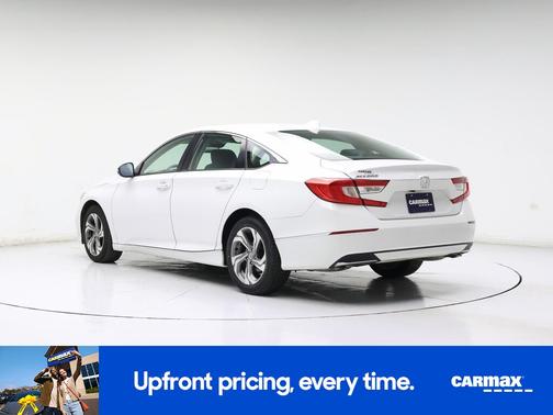 White 2018 Honda Accord EX