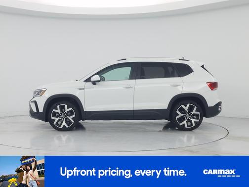 White 2022 Volkswagen Taos SEL