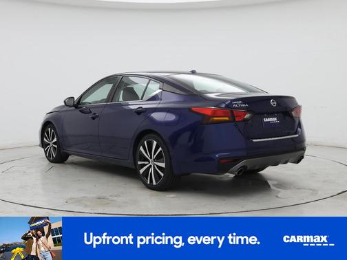 2022 Nissan Altima SR