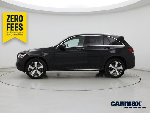 Black 2022 Mercedes-Benz GLC 300