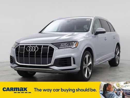 2023 Audi Q7 Premium Plus