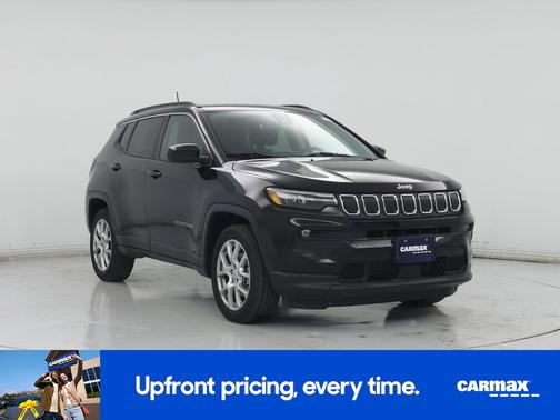 Black 2022 Jeep Compass Latitude Lux