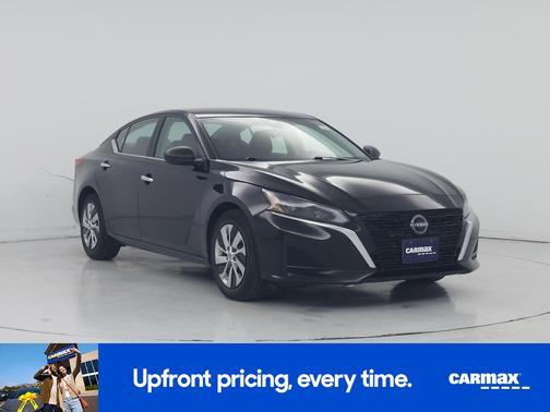 Black 2024 Nissan Altima 2.5 S