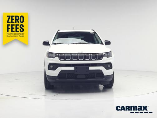 White 2022 Jeep Compass Latitude Lux