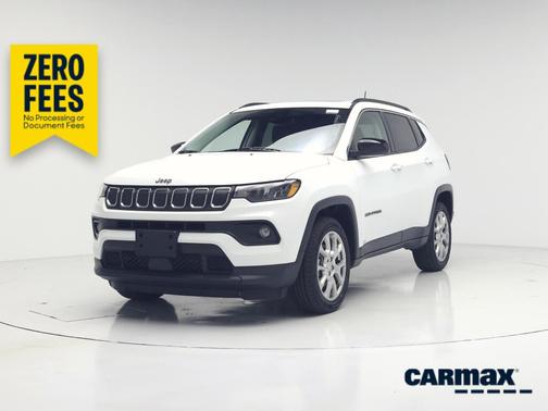 White 2022 Jeep Compass Latitude Lux