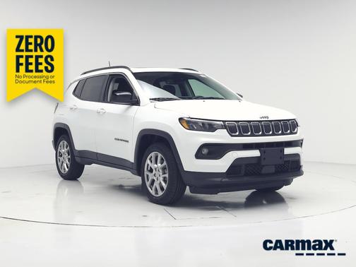 White 2022 Jeep Compass Latitude Lux